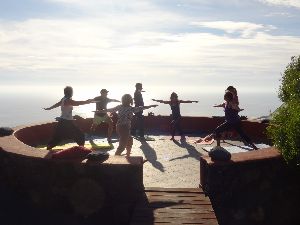 Yoga in der Minigruppe mit Annette Harnisch auf La Palma , Kanarische Insel.